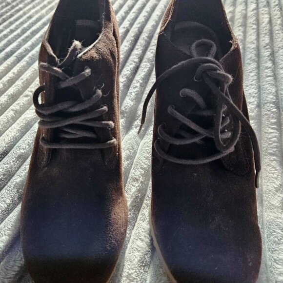 Brown Suede Dress Shoes - Size 9 - Picture 2 of 3